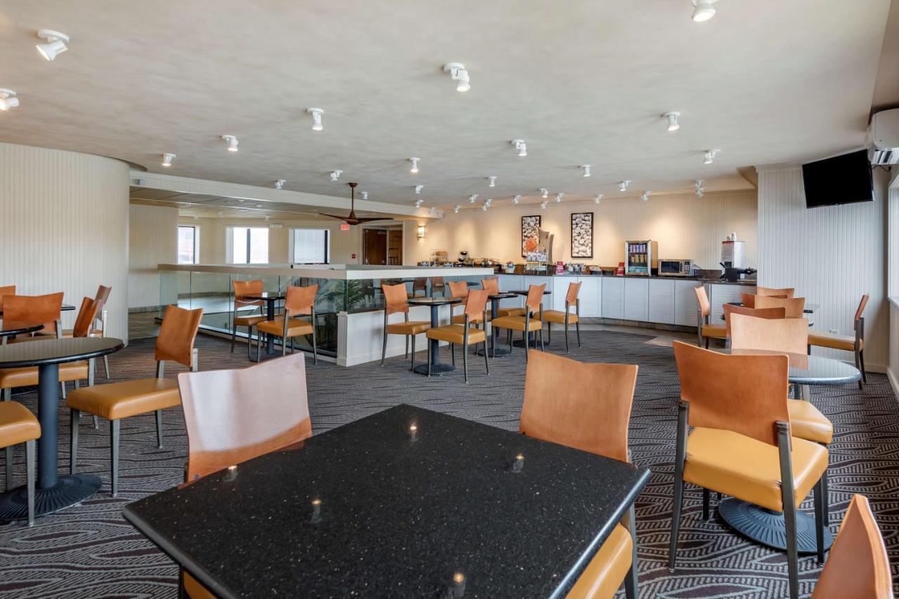 Best Western Plus Oswego Hotel And Conference Center Exteriör bild