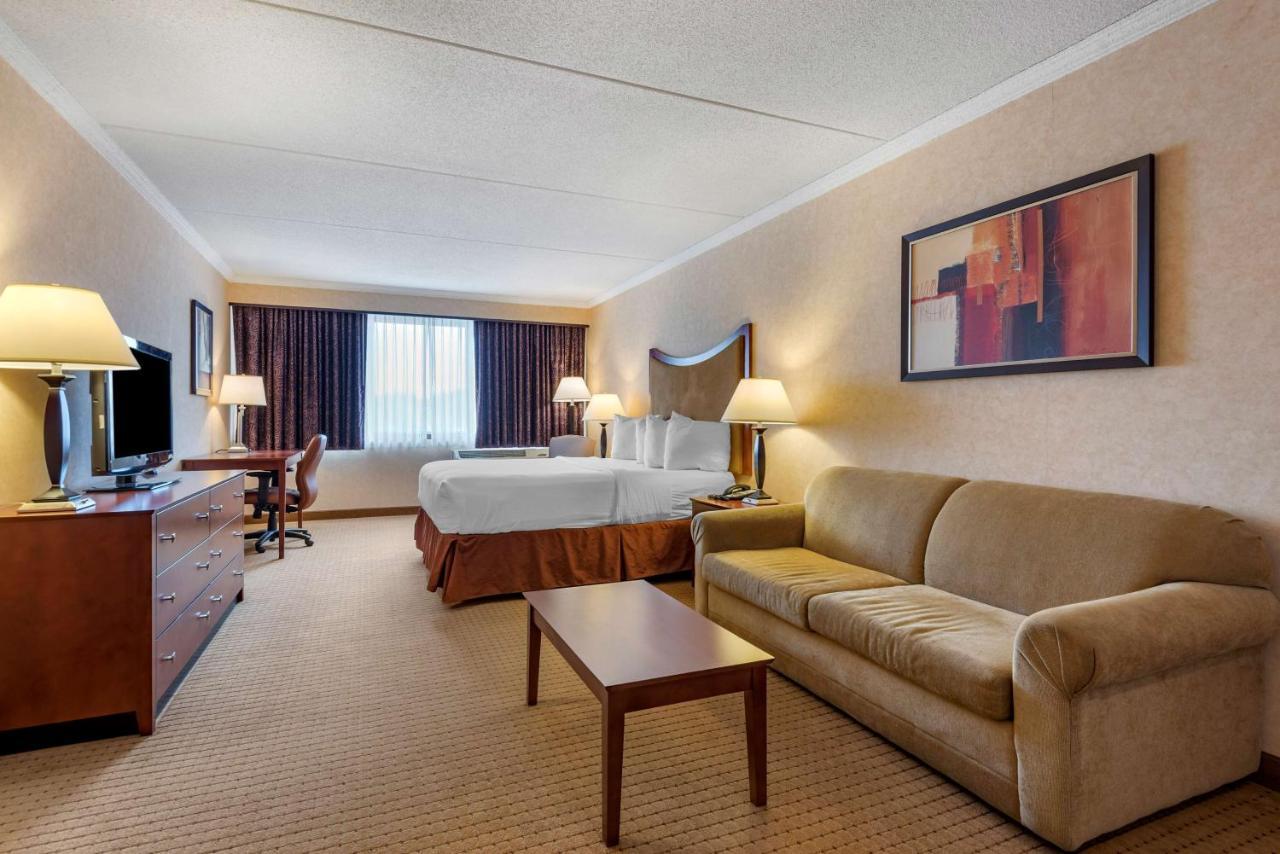 Best Western Plus Oswego Hotel And Conference Center Exteriör bild