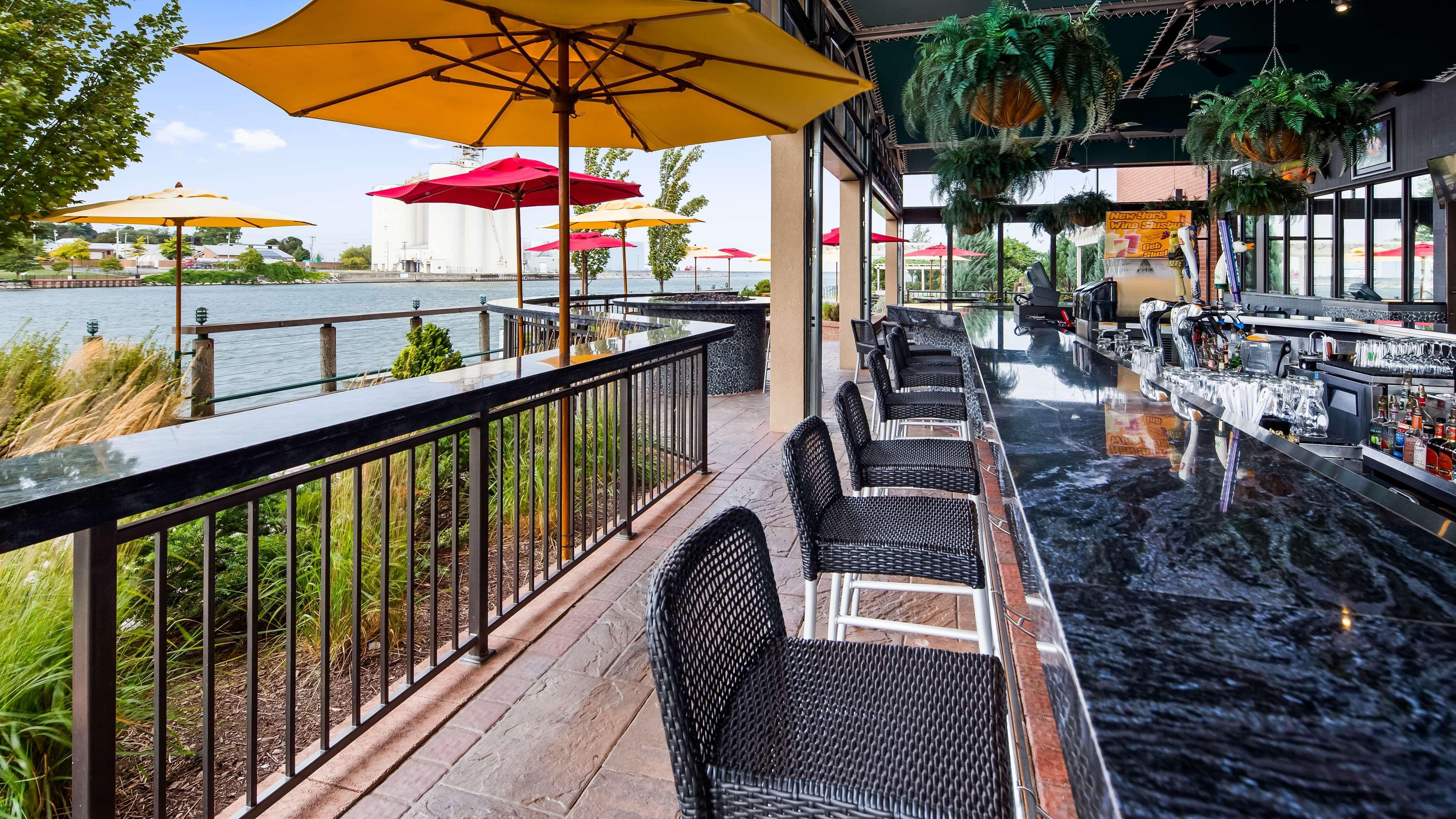 Best Western Plus Oswego Hotel And Conference Center Exteriör bild